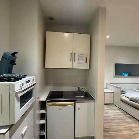 Appartement Proche Centre Ville, Gare Et Autoroute Melun Exteriér fotografie