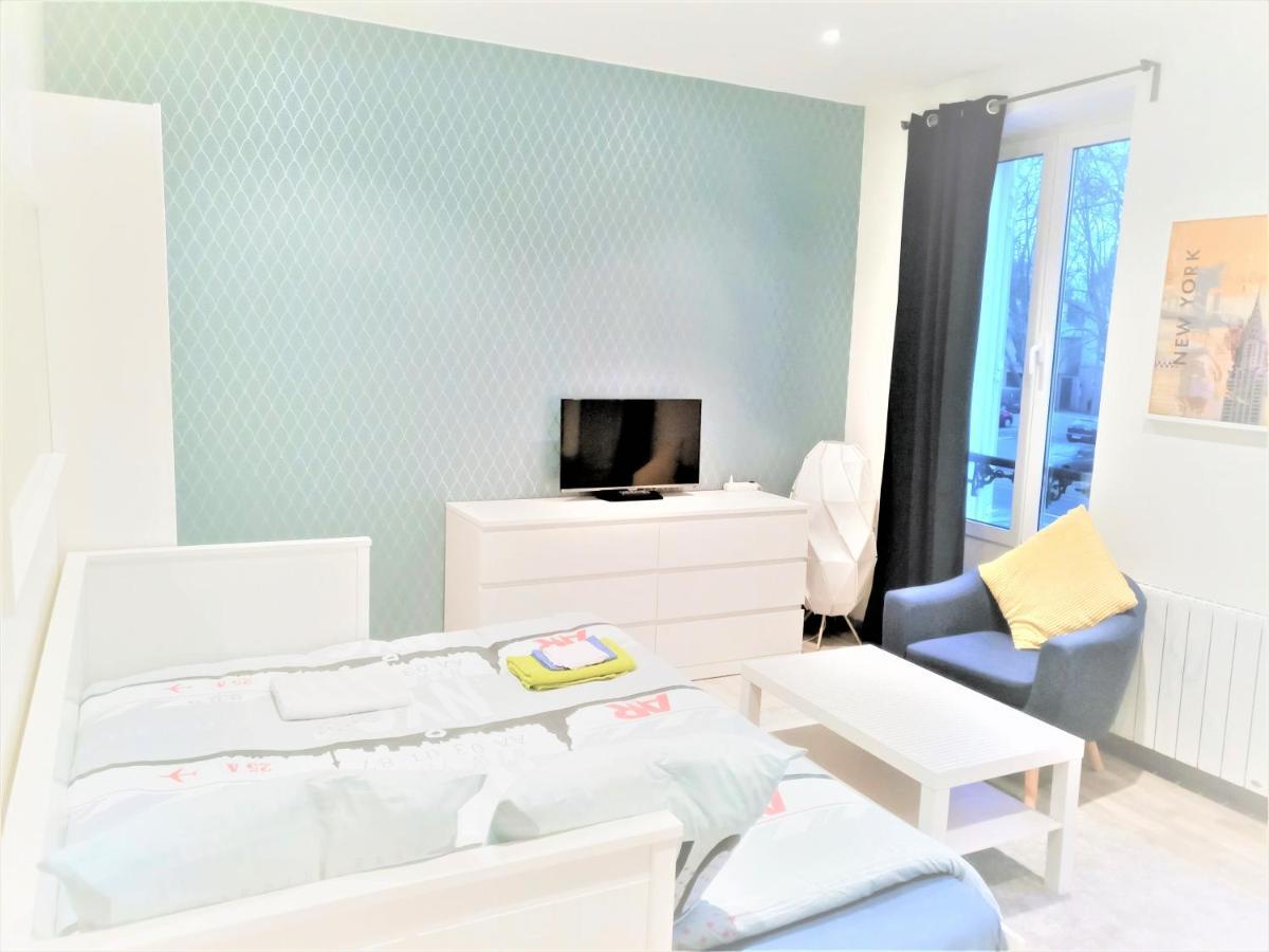Appartement Proche Centre Ville, Gare Et Autoroute Melun Exteriér fotografie