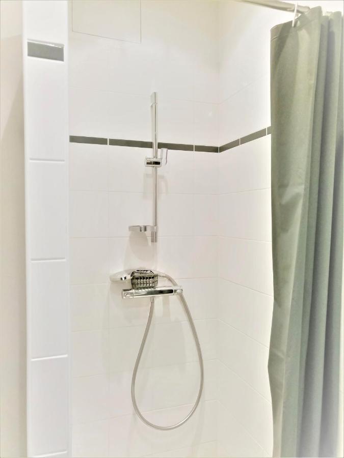 Appartement Proche Centre Ville, Gare Et Autoroute Melun Exteriér fotografie