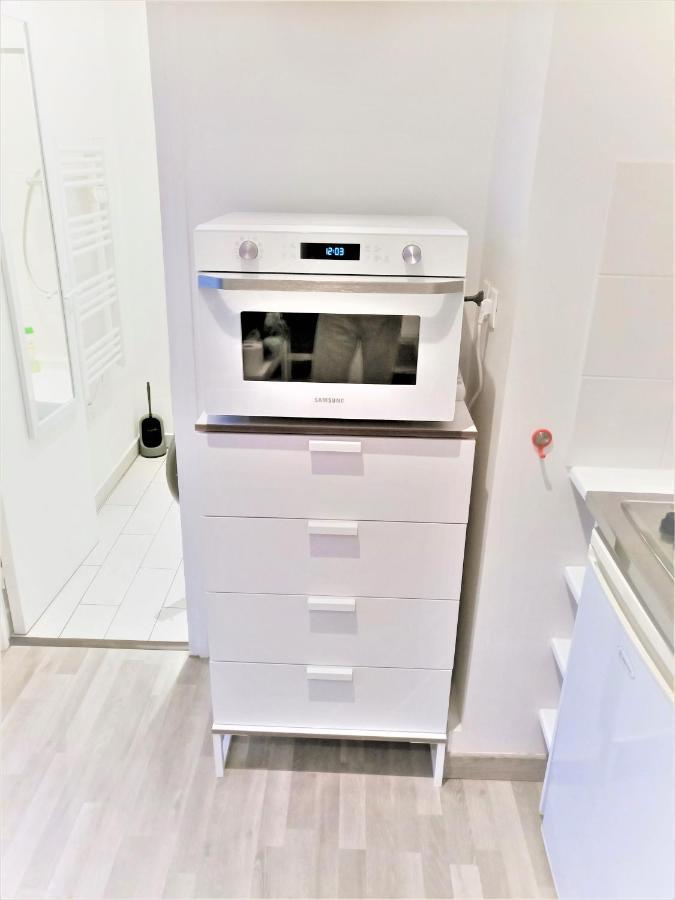 Appartement Proche Centre Ville, Gare Et Autoroute Melun Exteriér fotografie