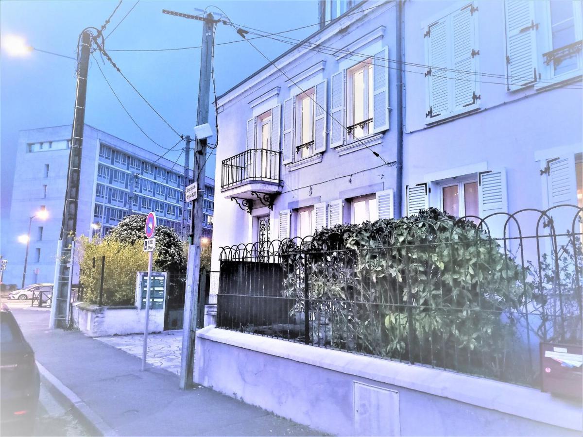 Appartement Proche Centre Ville, Gare Et Autoroute Melun Exteriér fotografie