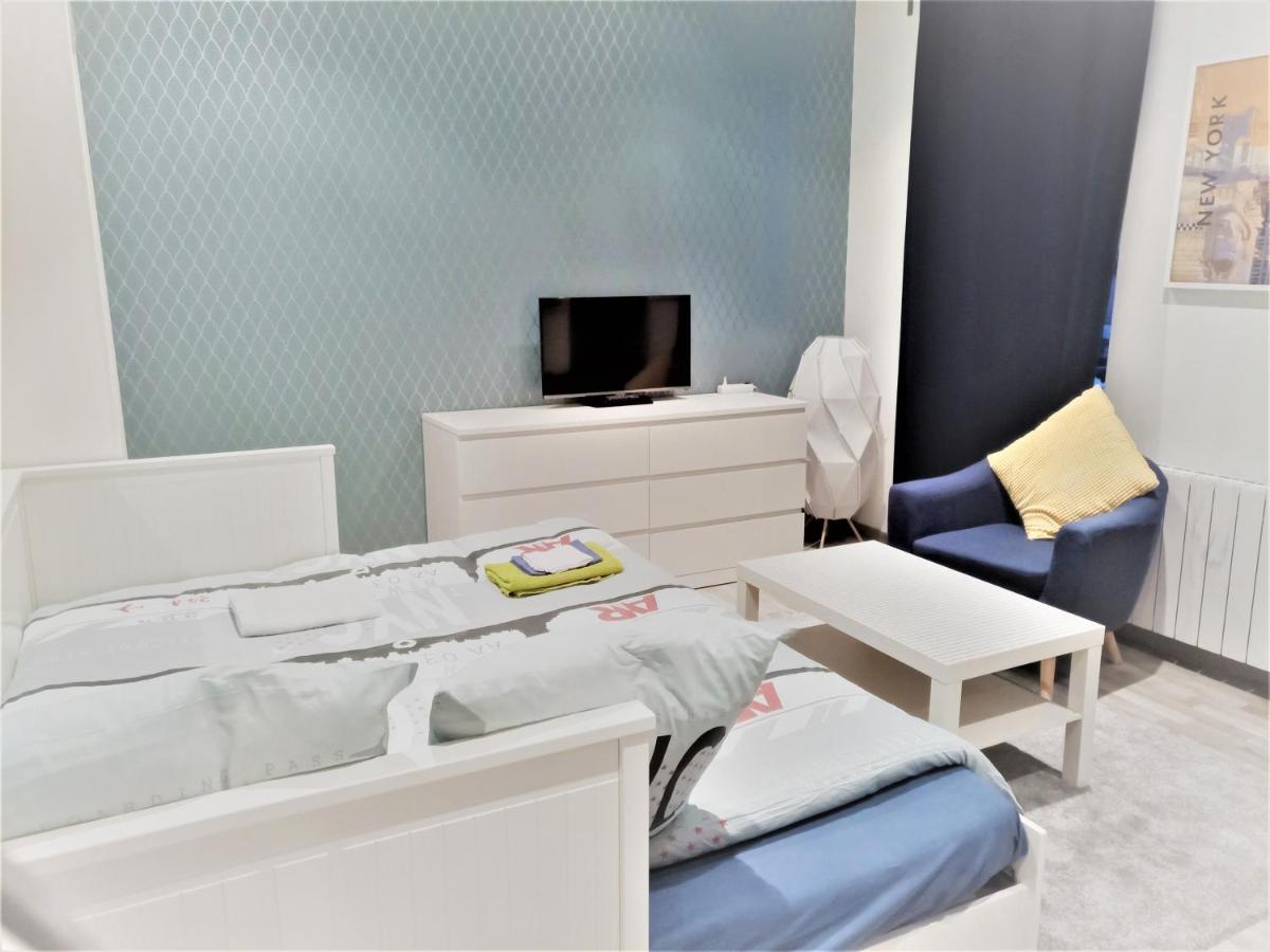 Appartement Proche Centre Ville, Gare Et Autoroute Melun Exteriér fotografie