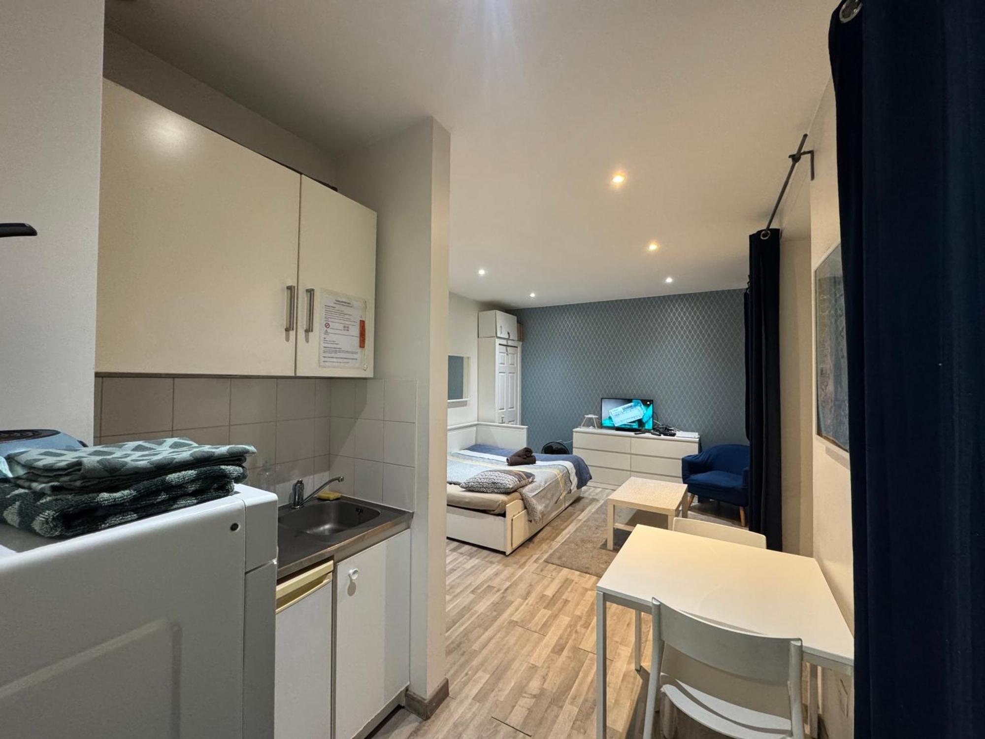 Appartement Proche Centre Ville, Gare Et Autoroute Melun Exteriér fotografie